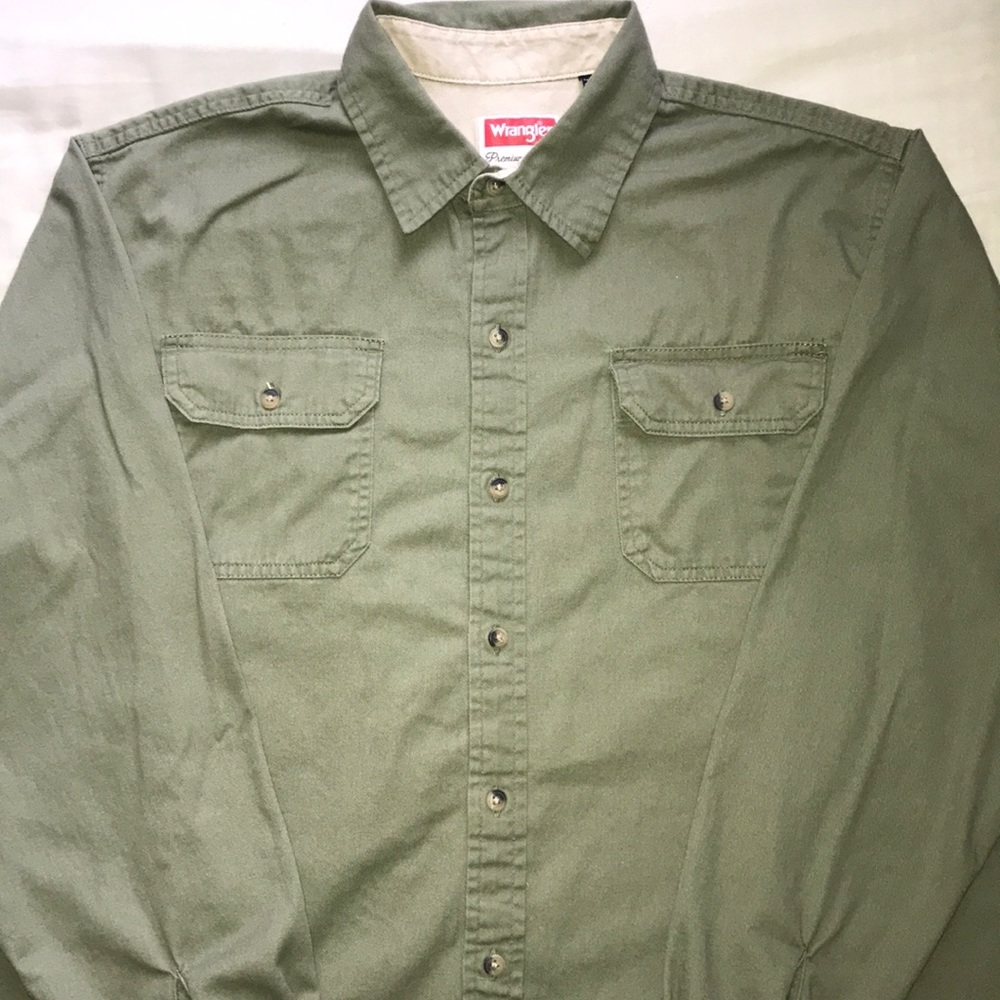Wrangler Green Button Down